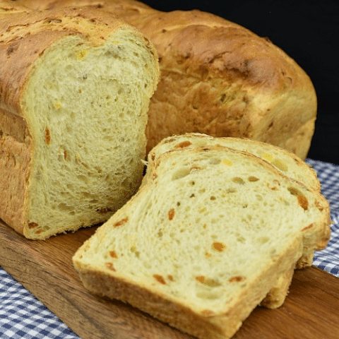 Formaggio broodmeel brood met kaassmaak